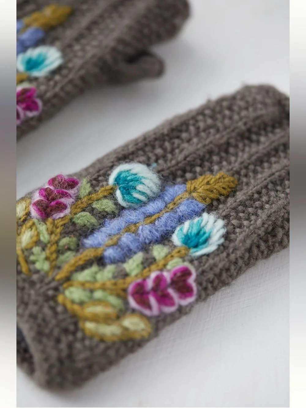 Anthropologie Hand-Knit Brown Floral Embroidered Fingerless Gloves